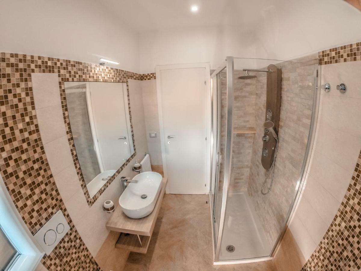 La Fiaba Roma Apartment ภายนอก รูปภาพ