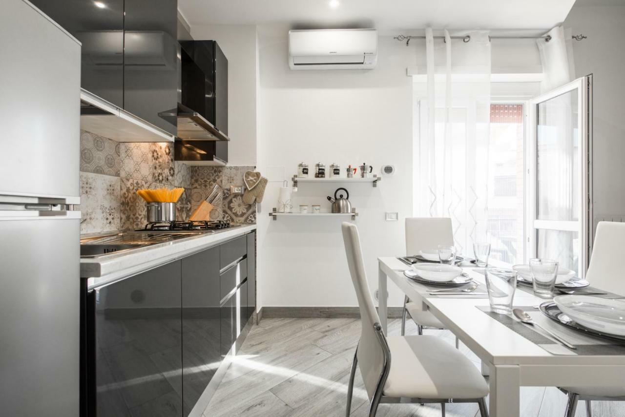 La Fiaba Roma Apartment ภายนอก รูปภาพ
