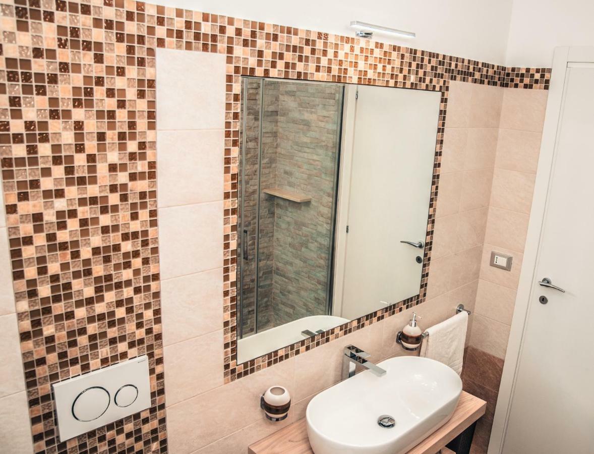 La Fiaba Roma Apartment ภายนอก รูปภาพ