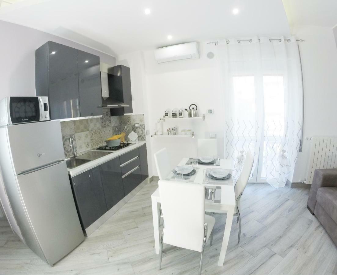 La Fiaba Roma Apartment ภายนอก รูปภาพ